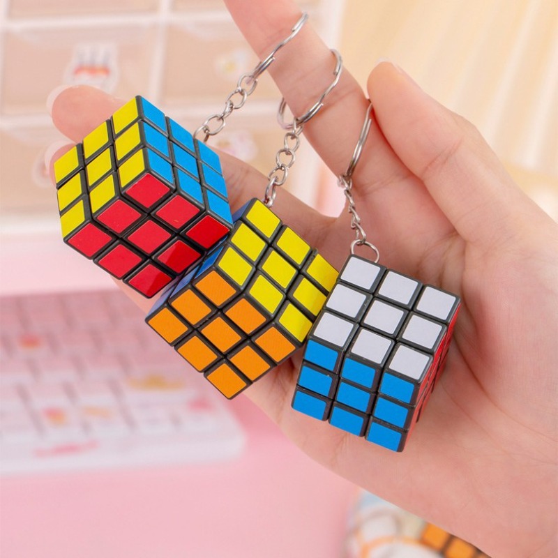 Mini 3x3 Magic Cube Keychain P - огляд і ціна Electronics Gadgets Bag